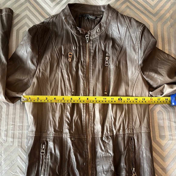Brown Faux Leather Jacket. Size L. - Picture 7 of 8